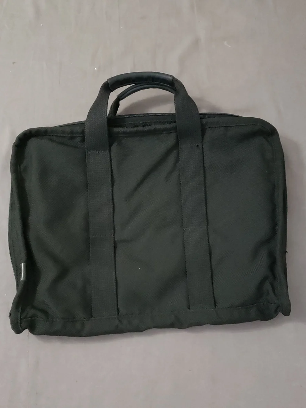 TUMI Black Ballistic Nylon Laptop Briefcase Messenger Bag Business Travel 2603D3